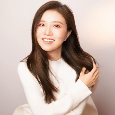 Emma Hou